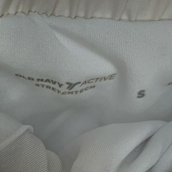 Old Navy Women's Active Stretch Tech Athletic Running Shorts White Small - Picture 5 of 5